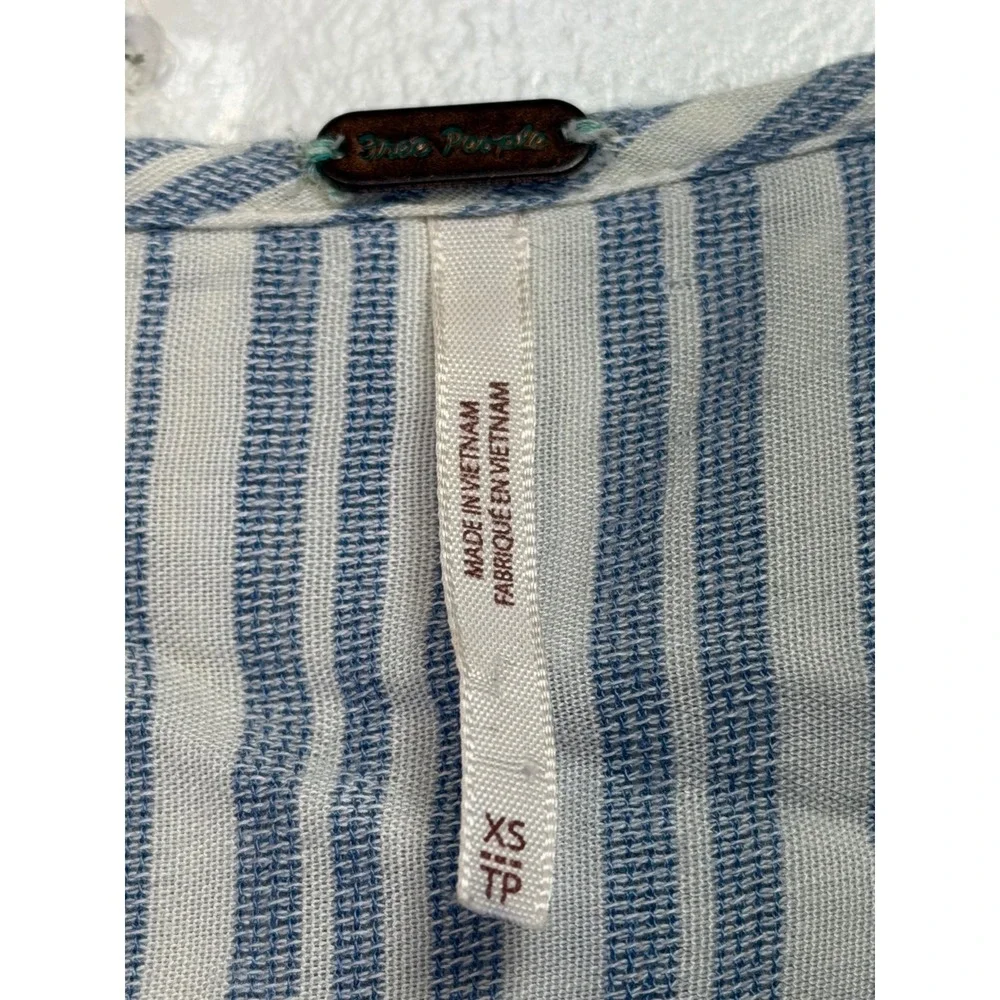 Free People Striped Ruffle Tie Front Blouse Top Blue White Sz XS (J12)